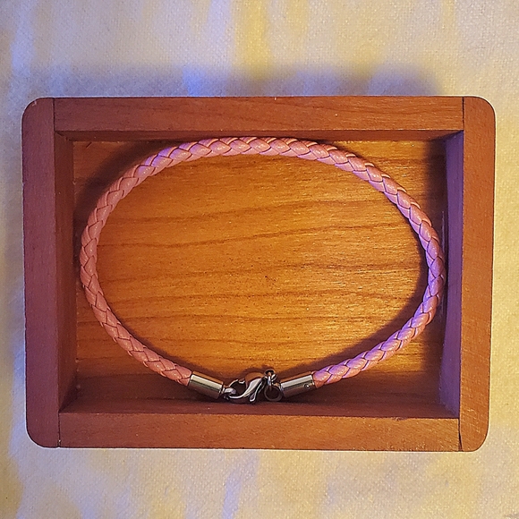 James Avery Retired Pink/Mauve Braided Leather Bracelet 7 " - Picture 5 of 6